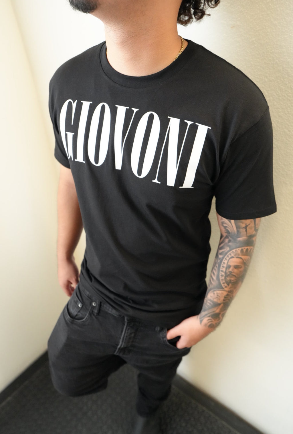 GIOVONI Classic Black Tee