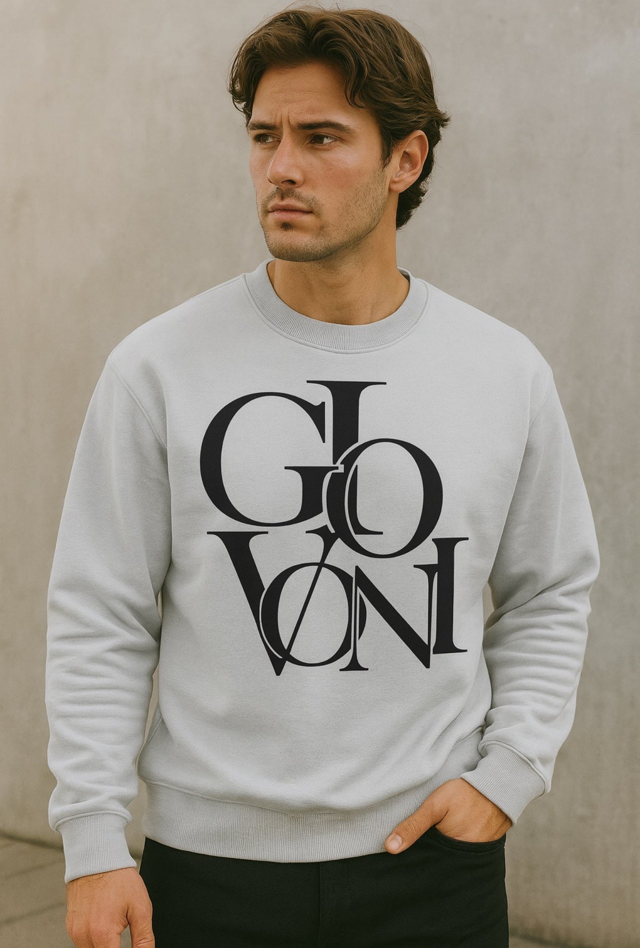 GIOVONI Oversized Logo Crewneck